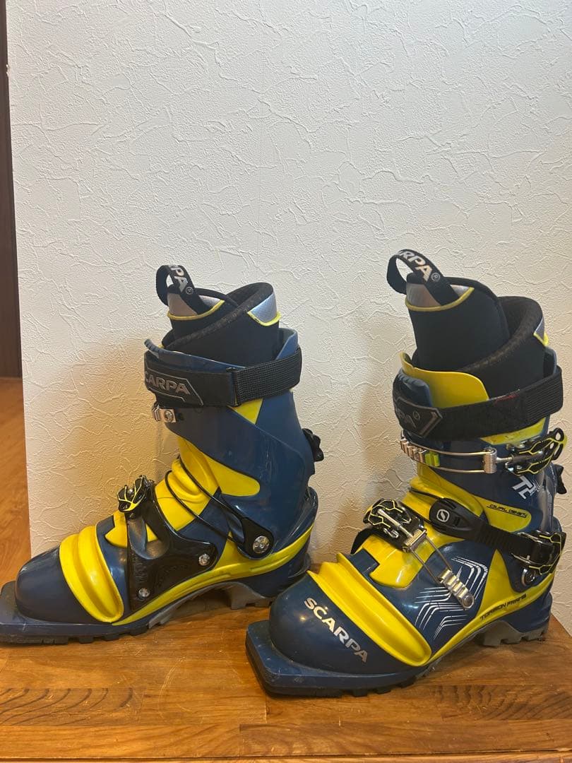 SCARPA T2eco　75mmテレマークブーツ
