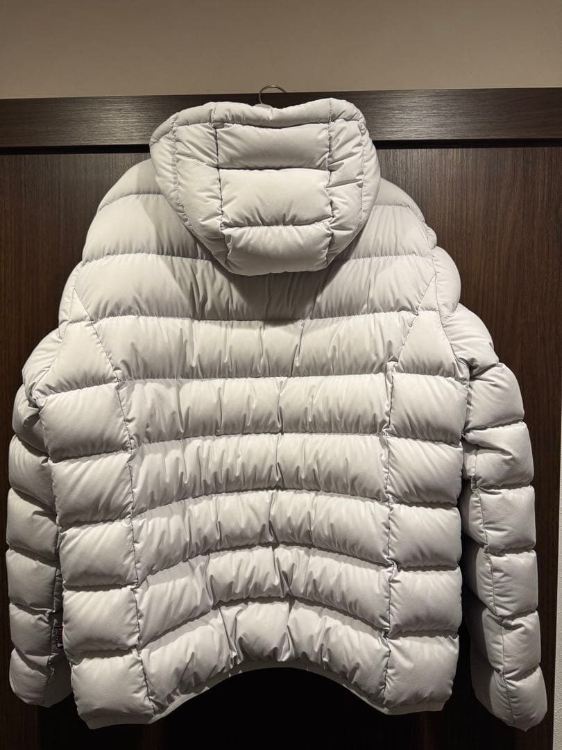 ［美品］CAPE HORN ダウンジャケット ホワイト