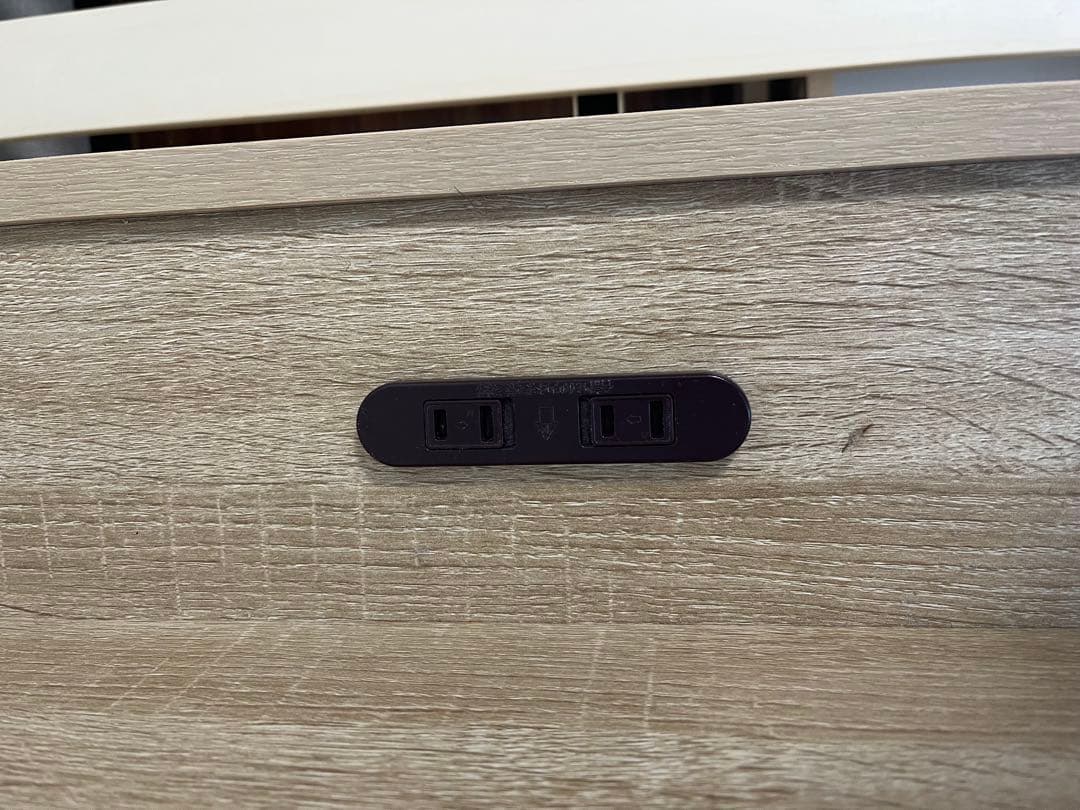 シングル 棚コンセント付きチェストベッドフレーム