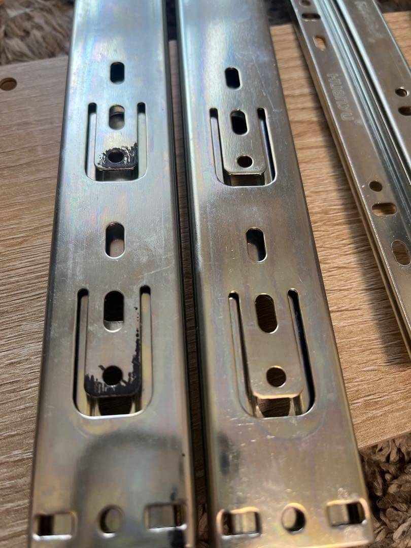 シングル 棚コンセント付きチェストベッドフレーム