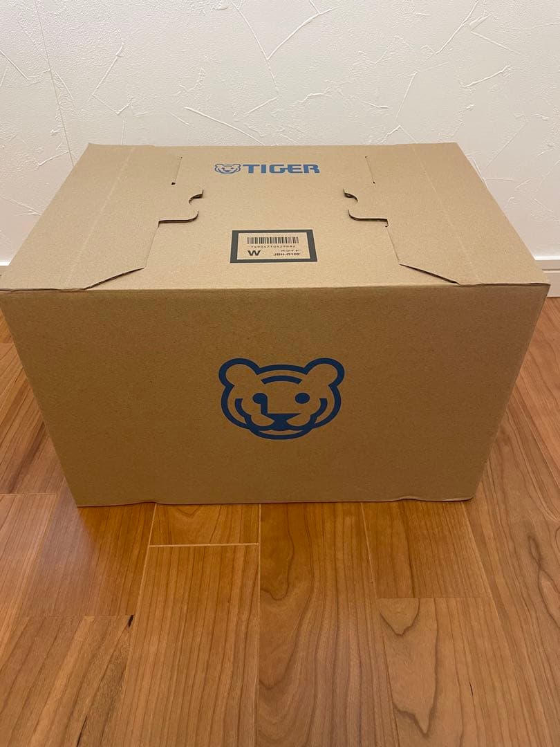 タイガー 炊飯器 炊きたて JBH-G102-Wマイコンジャー炊飯器 5.5合