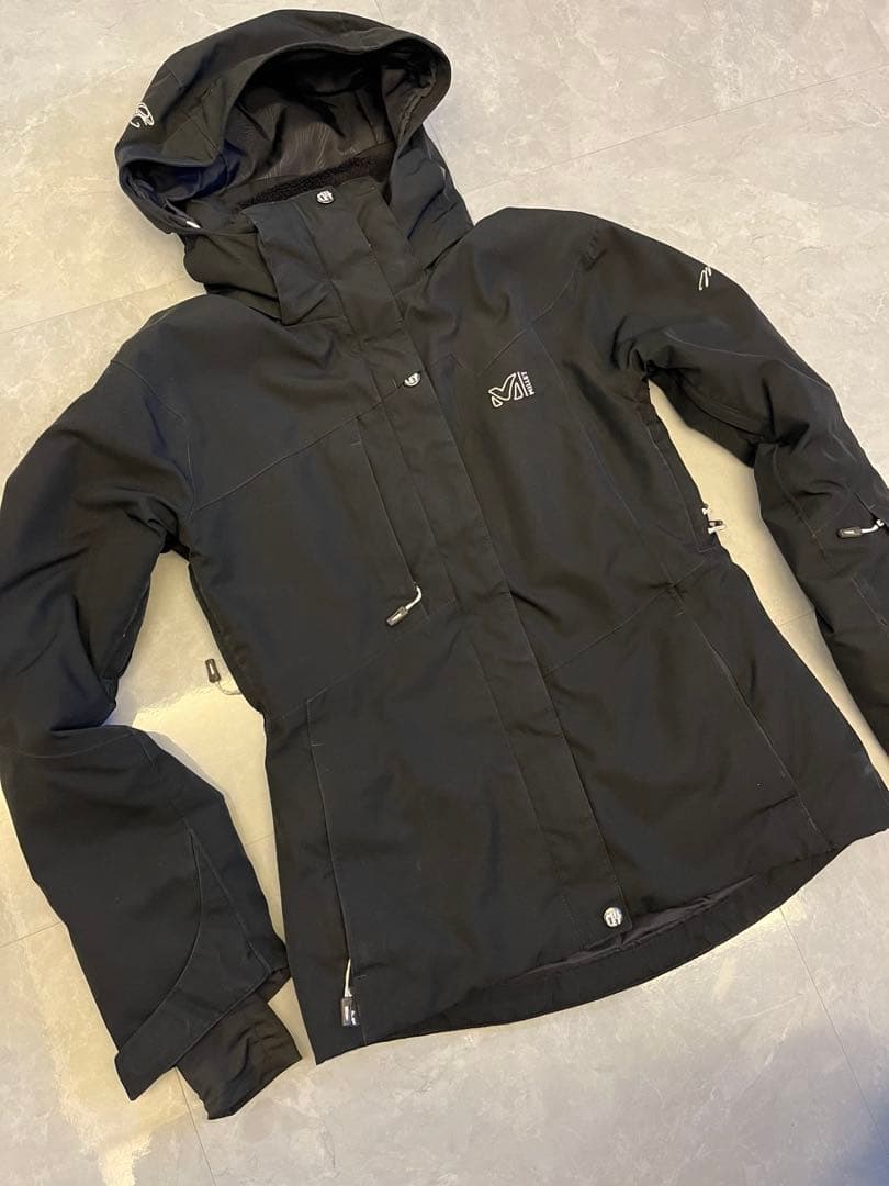 MILLET ミレー レディース S 　スキーウェア　上下セット スノボウェア