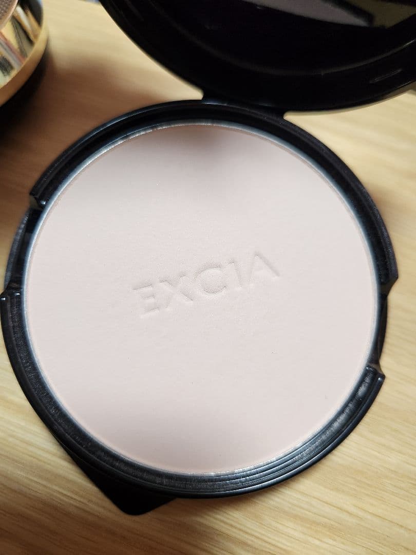 エクシア　フェイスパウダー　おまけつき