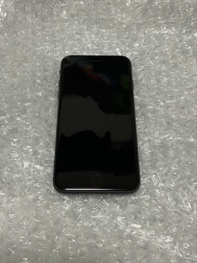 iPhone8 64GBブラック 本体
