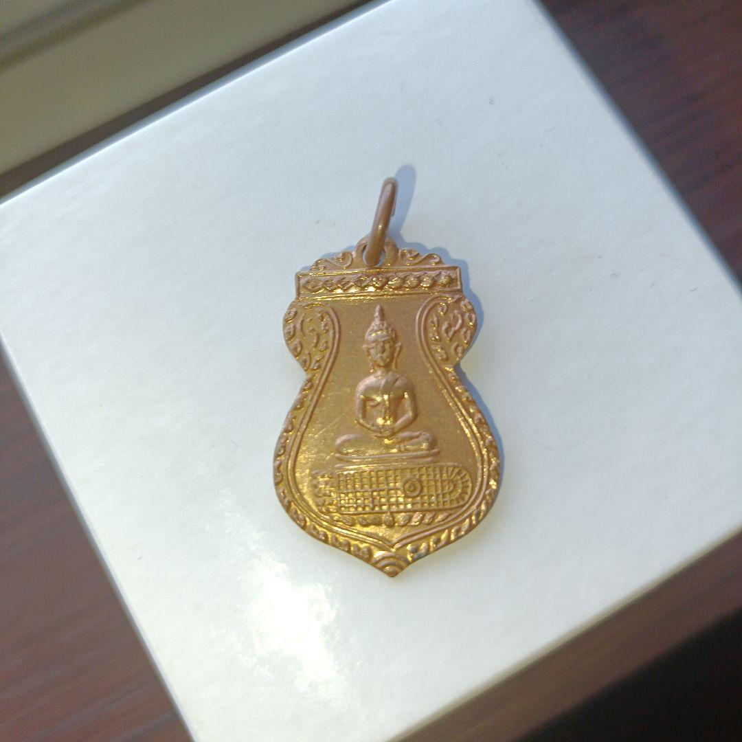 仏像彫刻の金属製チャーム