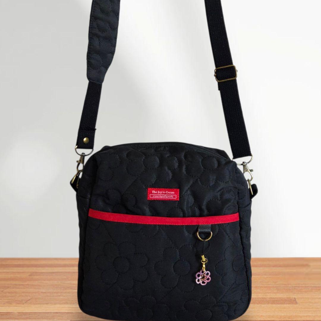 JUNE①　ショルダーバッグ　ハンドメイド