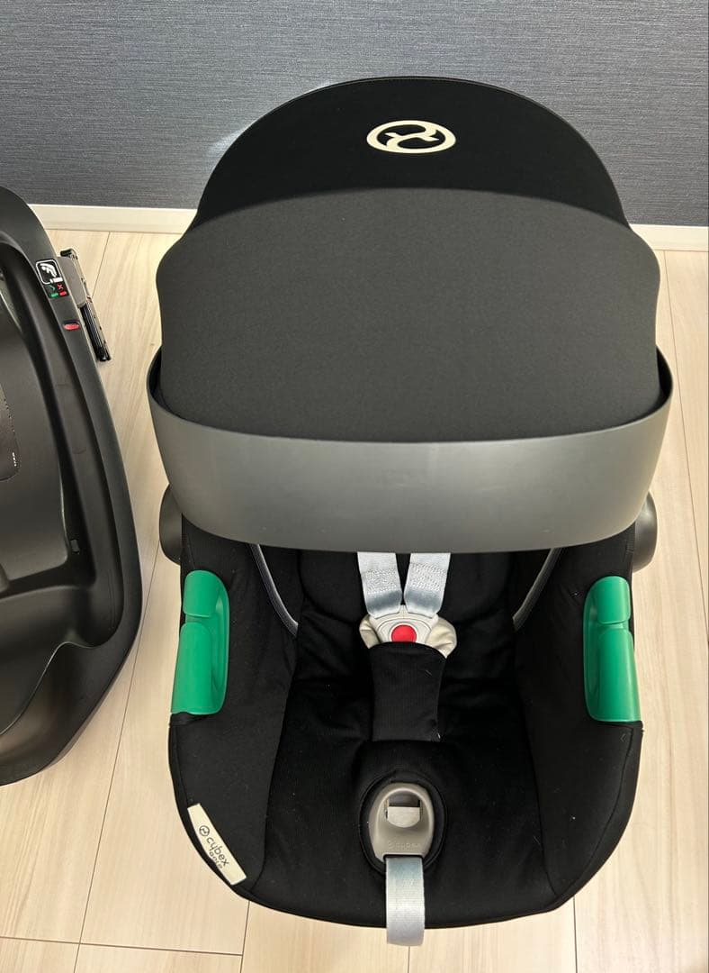 Cybex エイトンs2　チャイルドシート トラベルシステム　アダプター　ベース