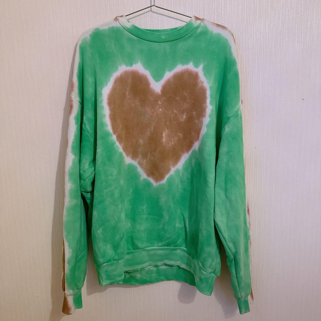 AcneStudios ハート柄スウェット