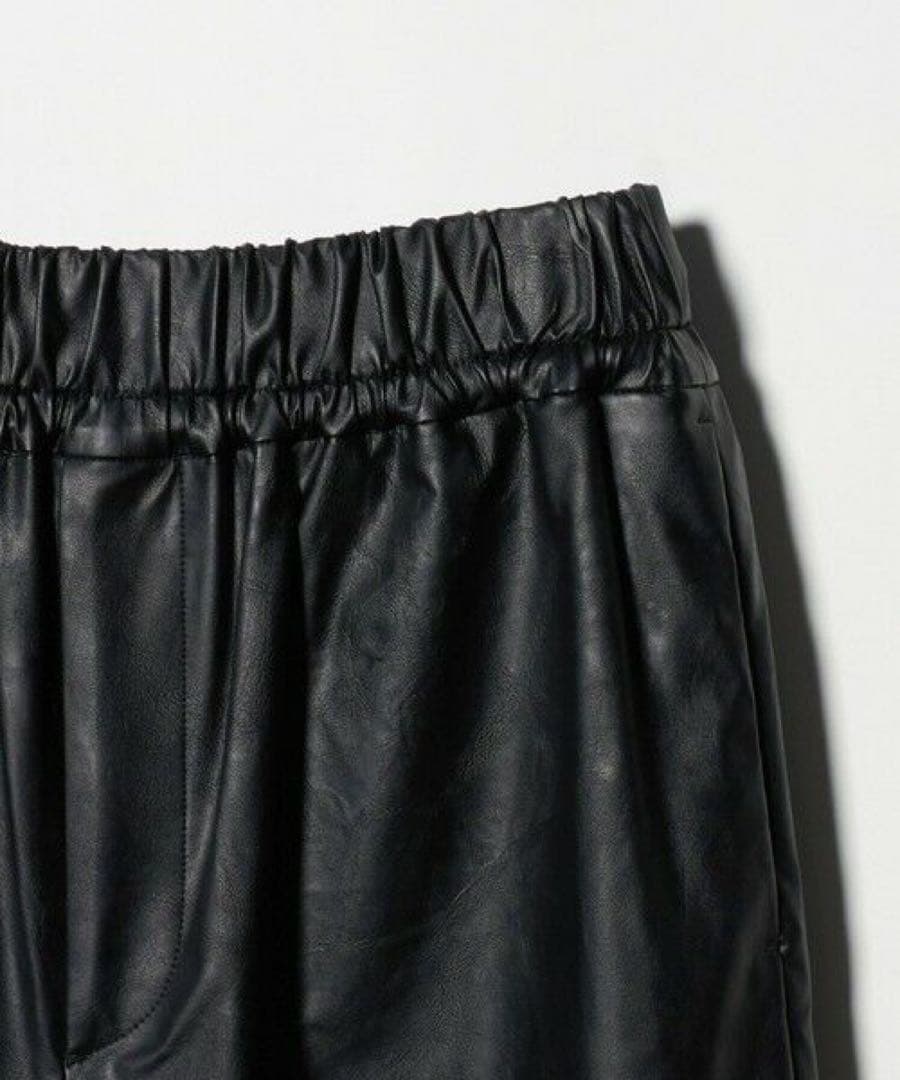 【早い者勝ち】美品【SACRA】レザーライク パンツ36