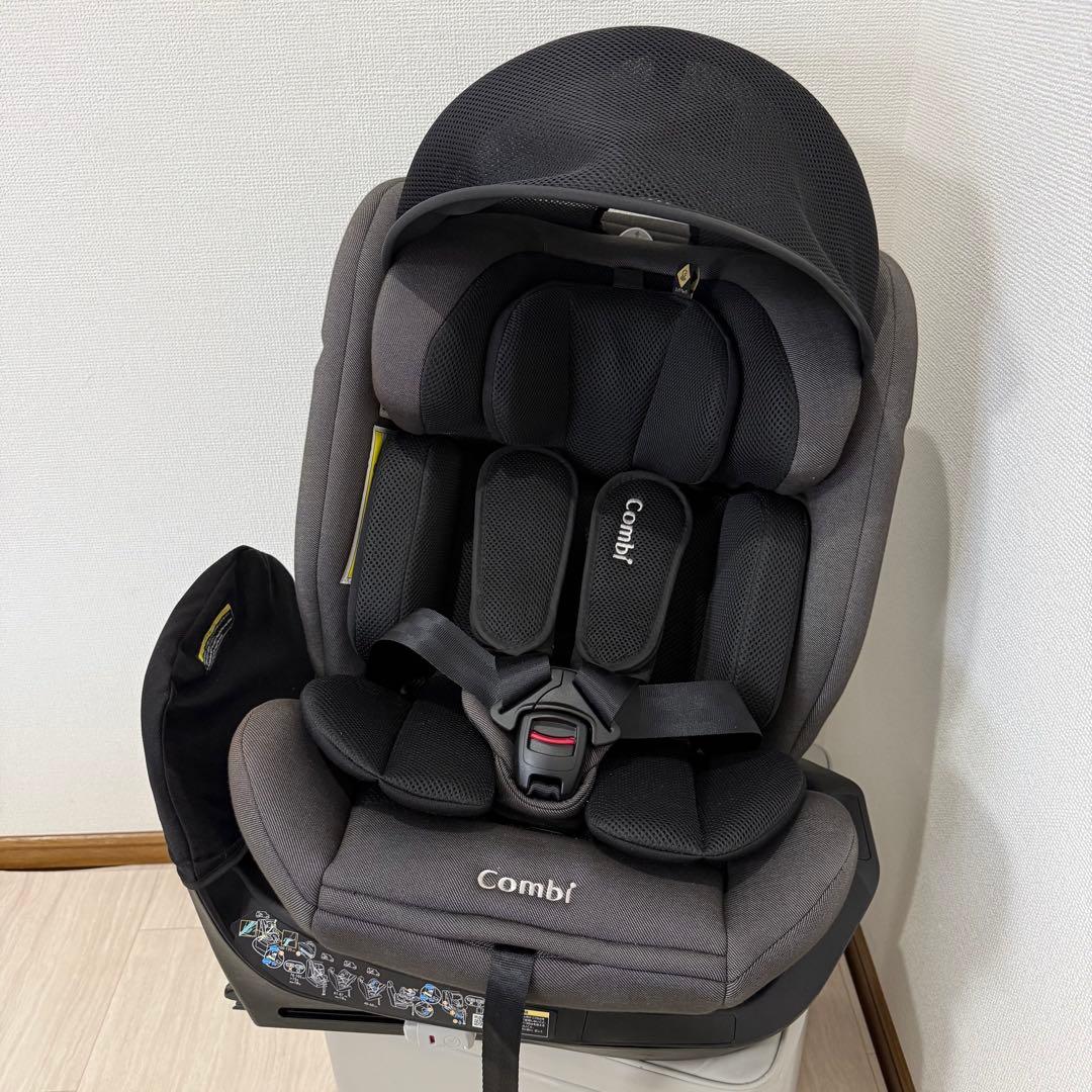 【極美品】Combiクルムーヴロング R129 ブラック チャイルドシート