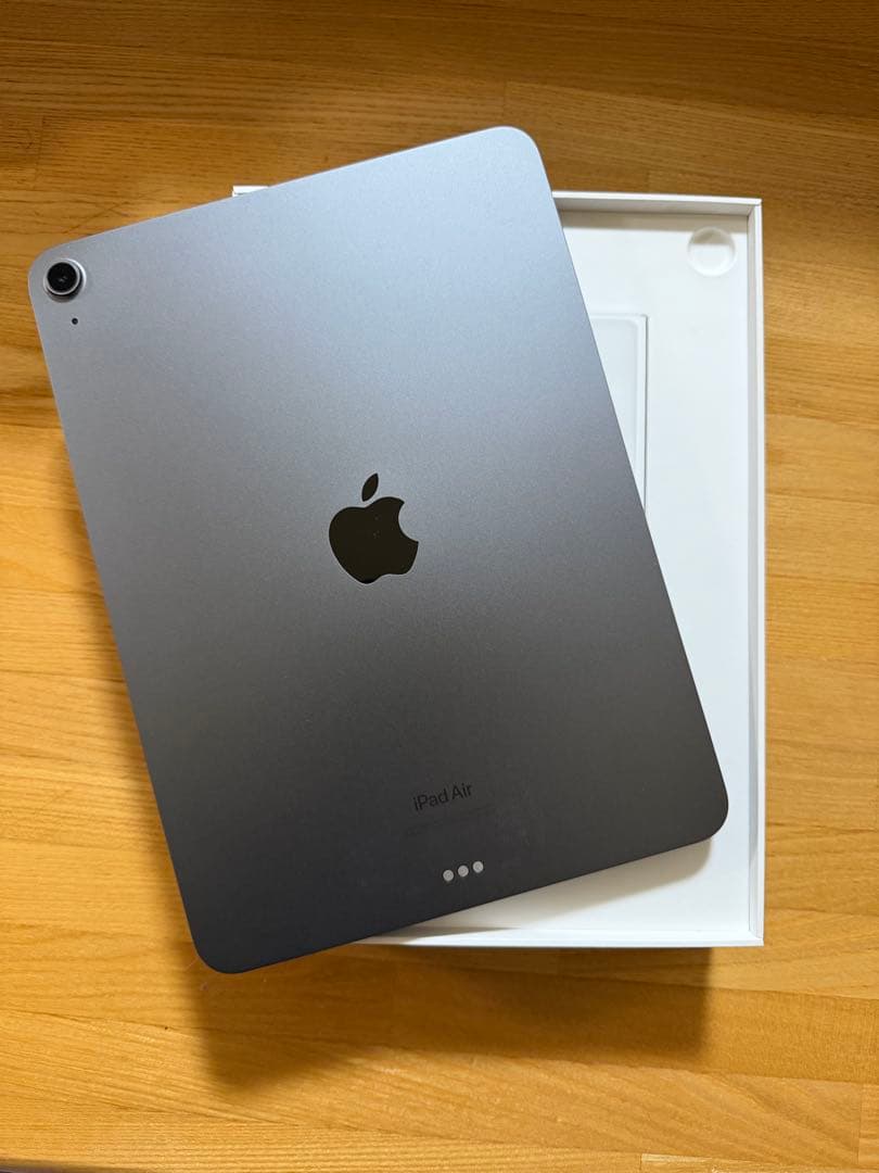 【Apple】 iPad Air （第5世代） ※Pencil キーボード付き