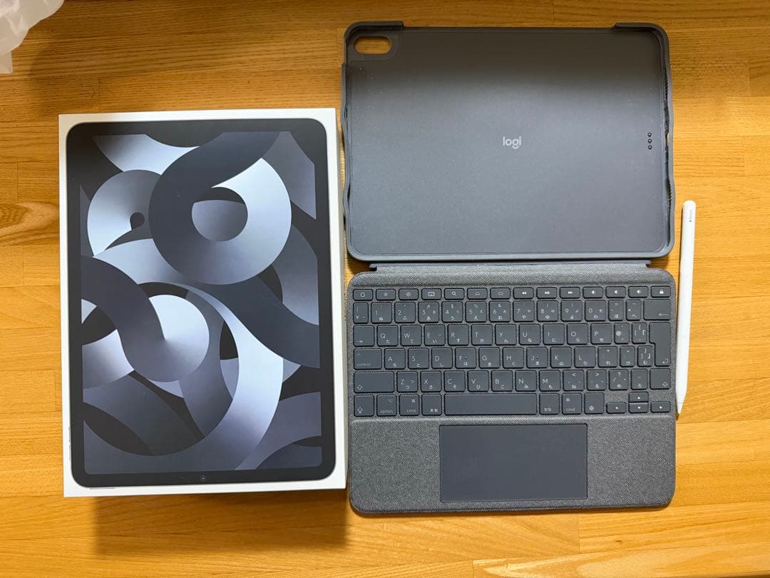 【Apple】 iPad Air （第5世代） ※Pencil キーボード付き