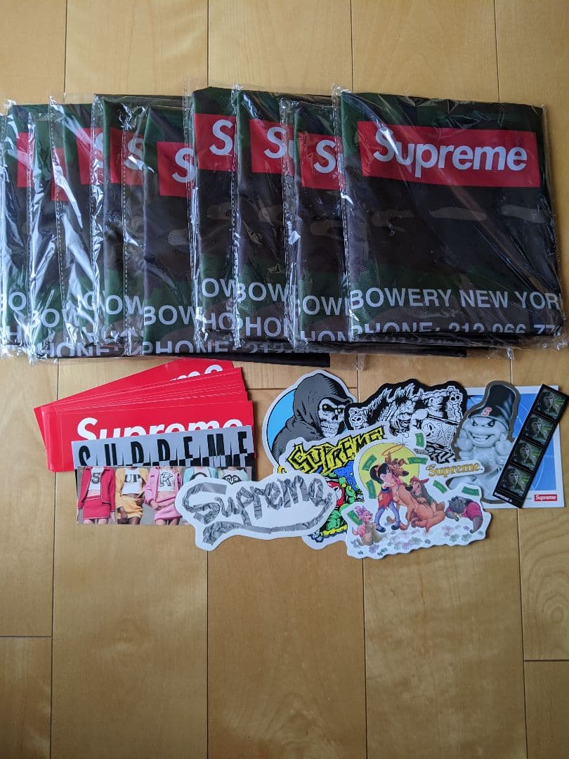 Supreme ランドリーバック ノベルティ10枚とおまけステッカー