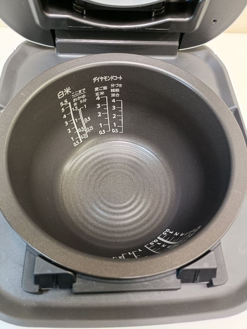 東芝 RC-10HGW 真空圧力IHジャー炊飯器 24年製 5.5合