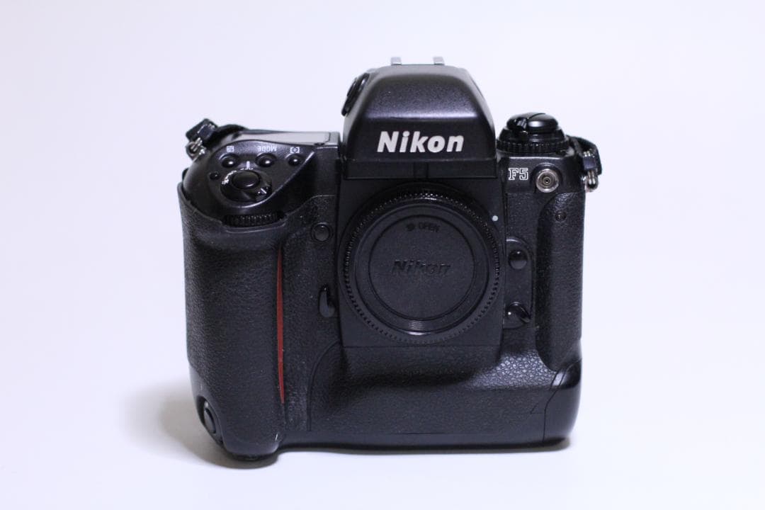 Nikon ニコンF5 本体　ジャンク