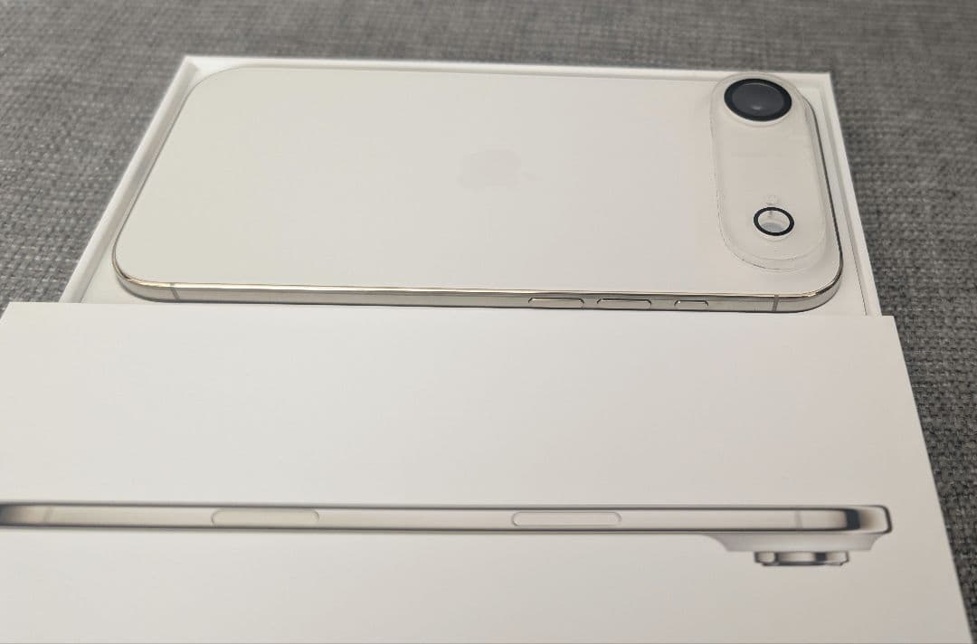 iPhone Air ライトゴールド SIMフリー本体＆ケース