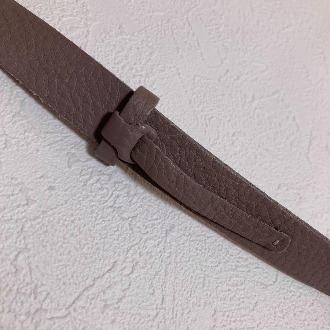 【美品】ミナペルホネン　cross レザー　ベルト　グレー
