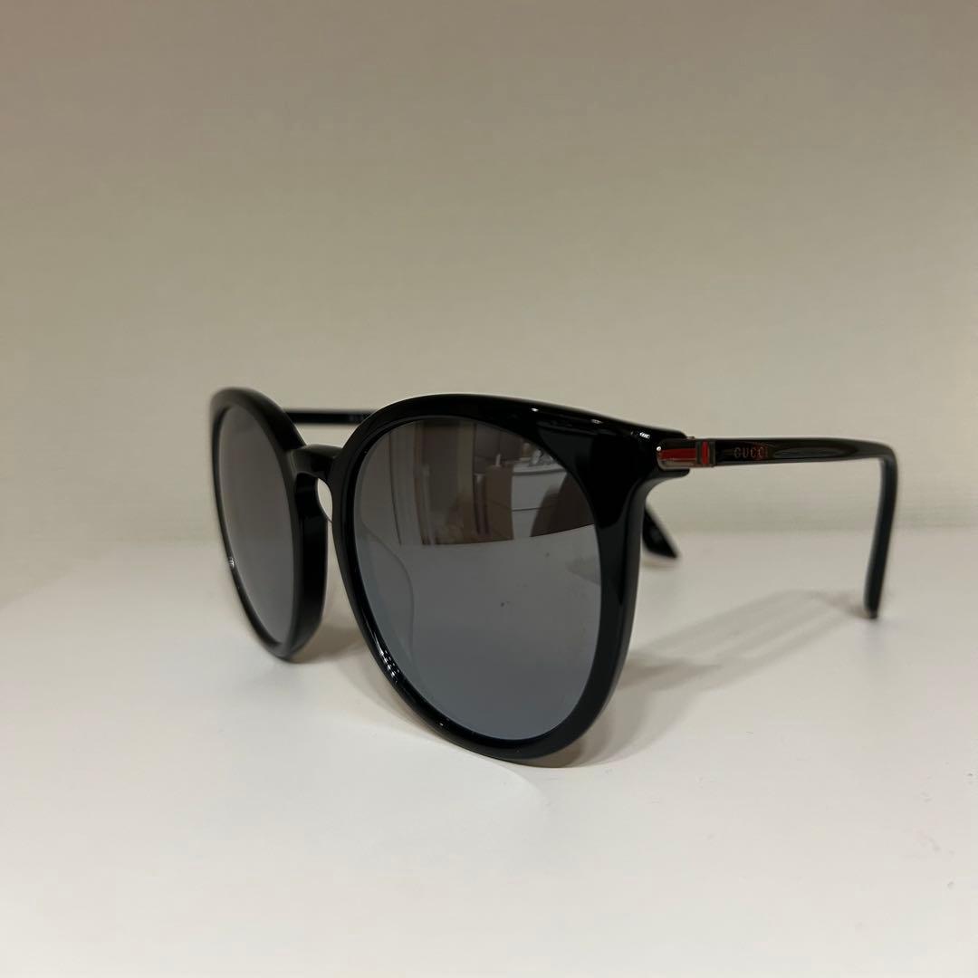 GUCCI ラウンド型サングラス ブラック