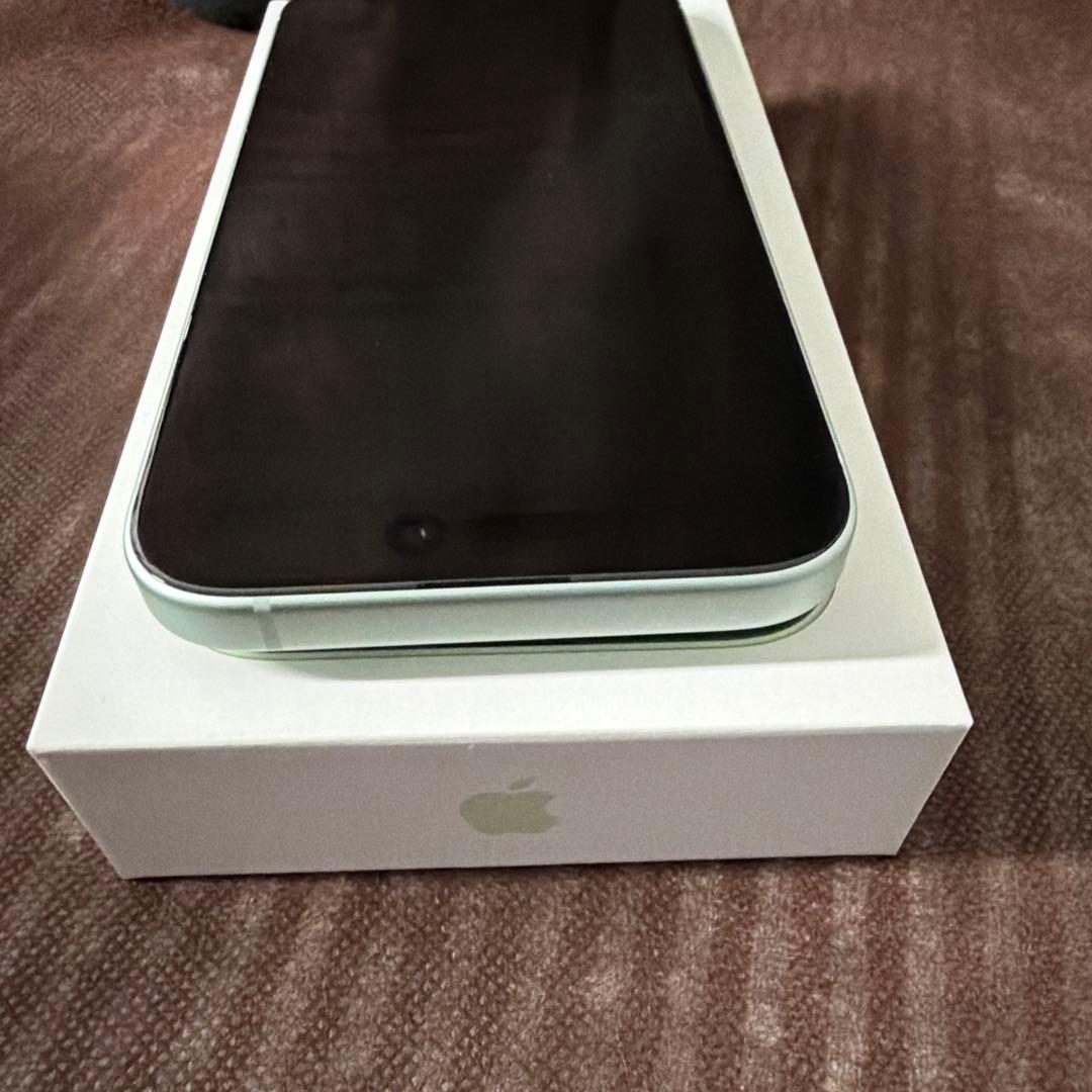 スマートフォン本体 iphone15 256GB