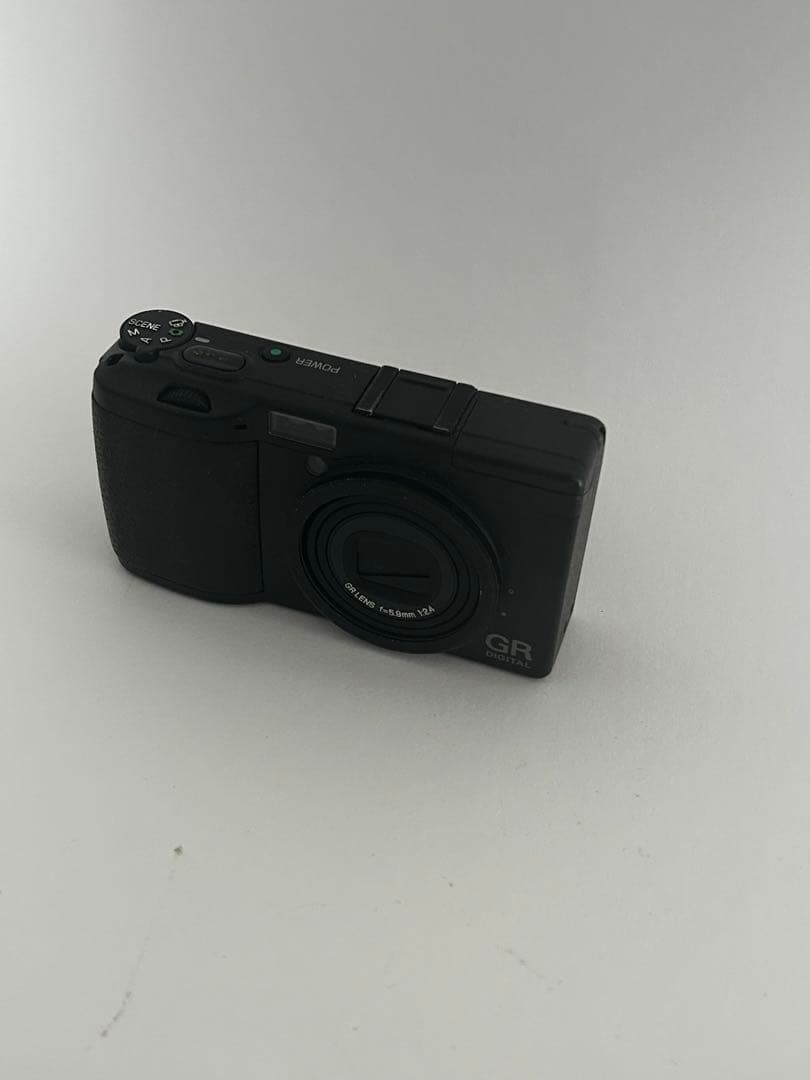 RICOH GR DIGITAL 初代