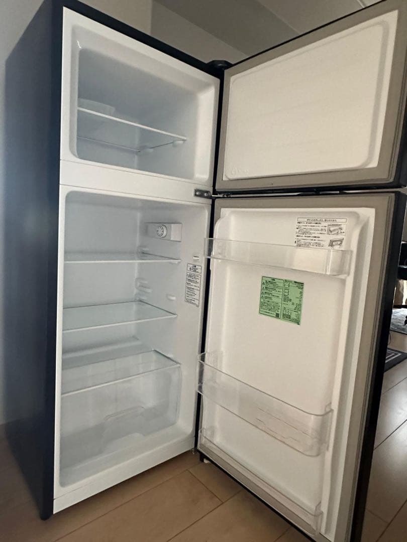 Hisense 2ドア冷蔵庫 ブラック