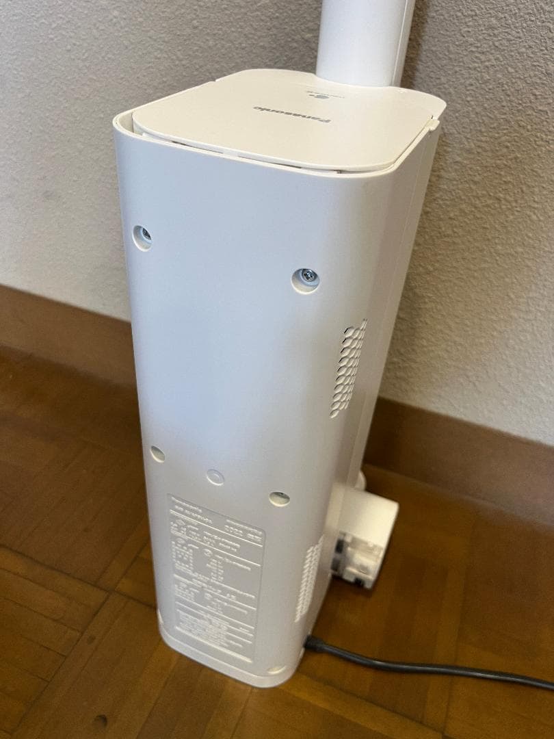 Panasonic MC-NS10K コードレス掃除機 2022年製 箱説完品