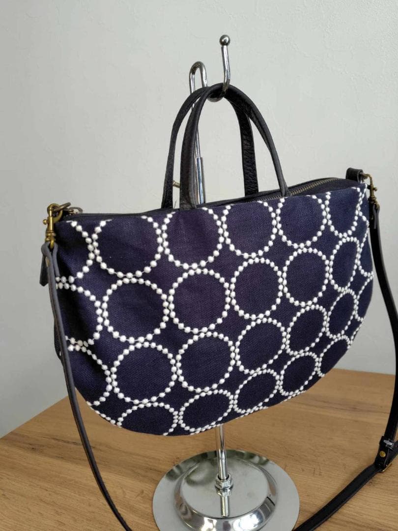 【相談用】ミナペルホネン/タンバリンネイビー×白/ラウンドショルダーLサイズ