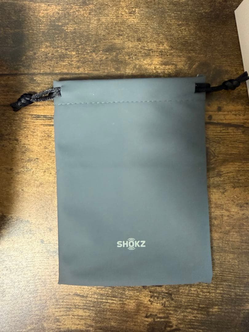 shokz openrun 骨伝導イヤホン