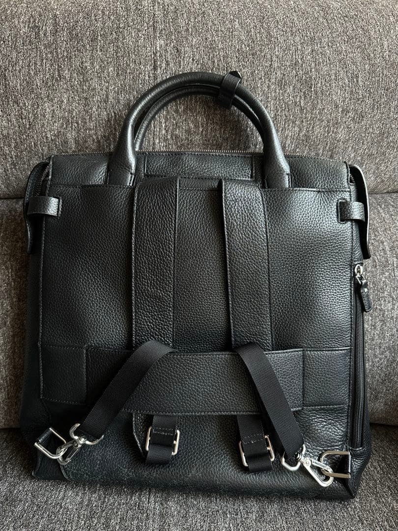 トゥミ TUMI 本革 黒レザー ビジネスリュック バッグ