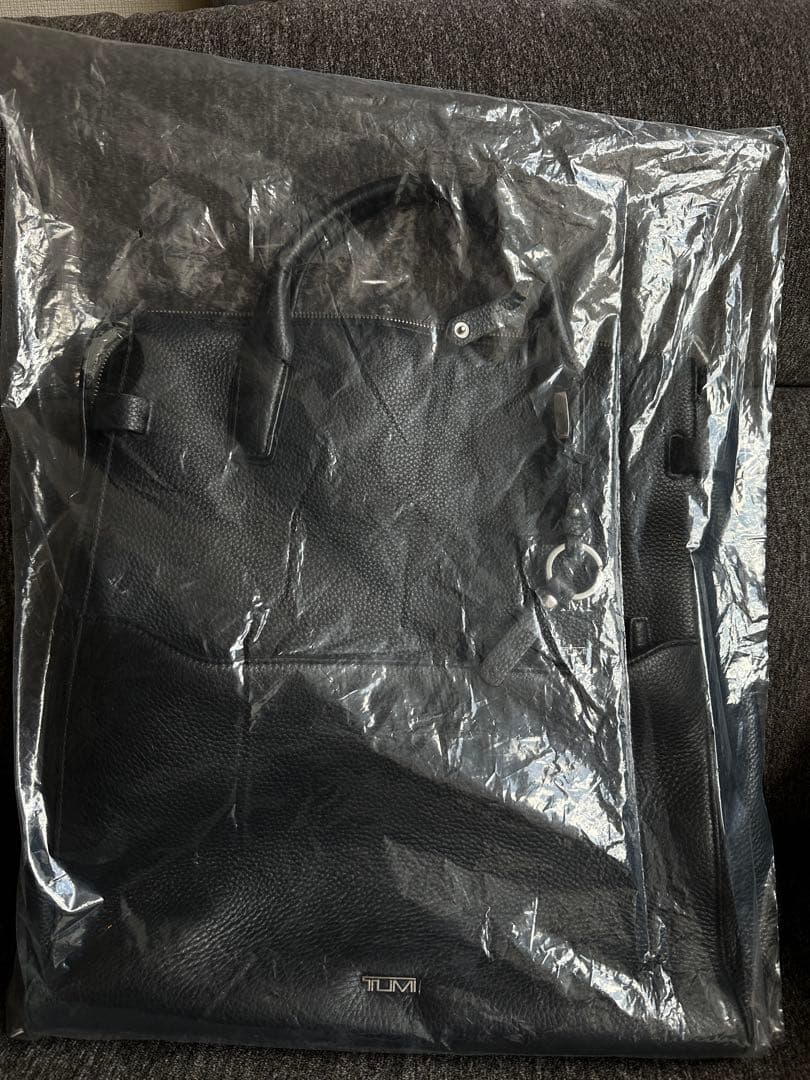 トゥミ TUMI 本革 黒レザー ビジネスリュック バッグ