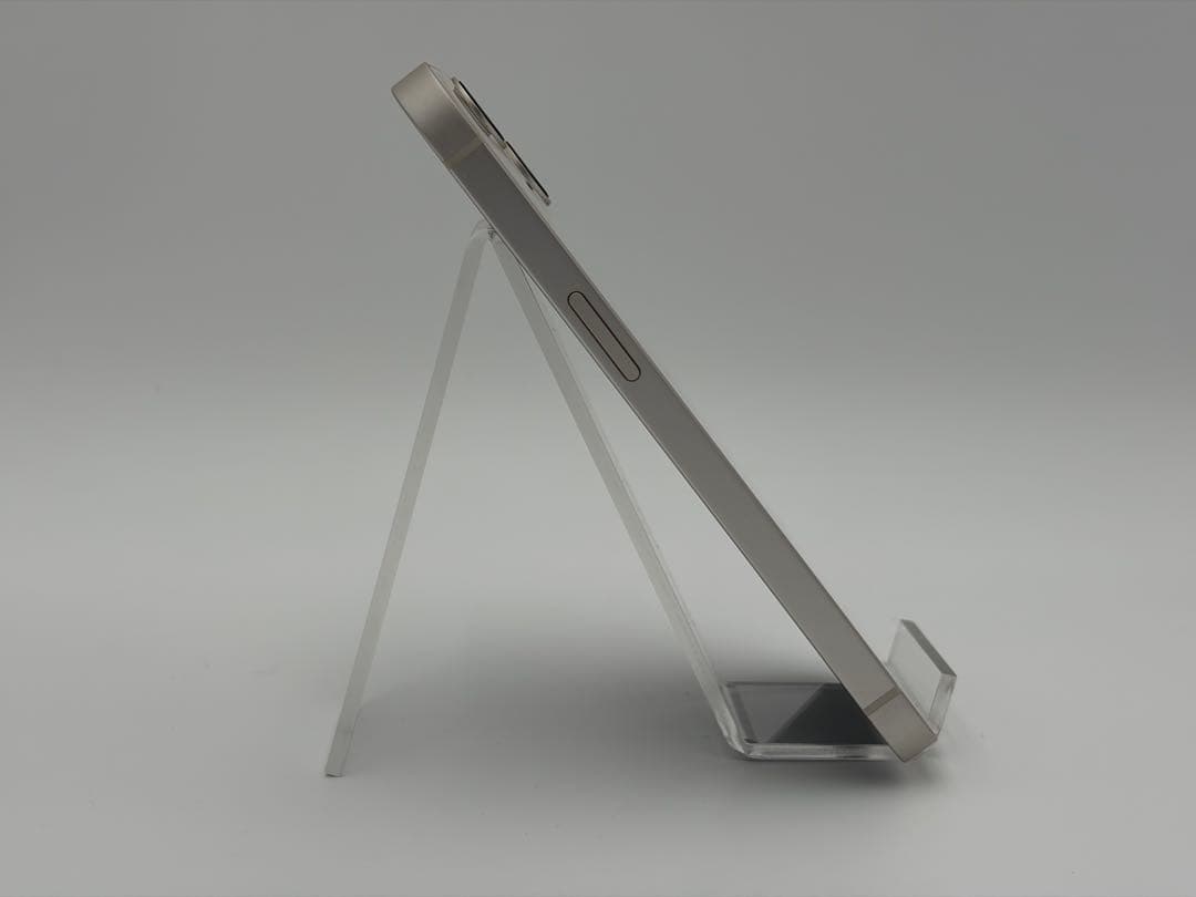 Apple iPhone 13 128GB スターライト【SIMロック解除済】