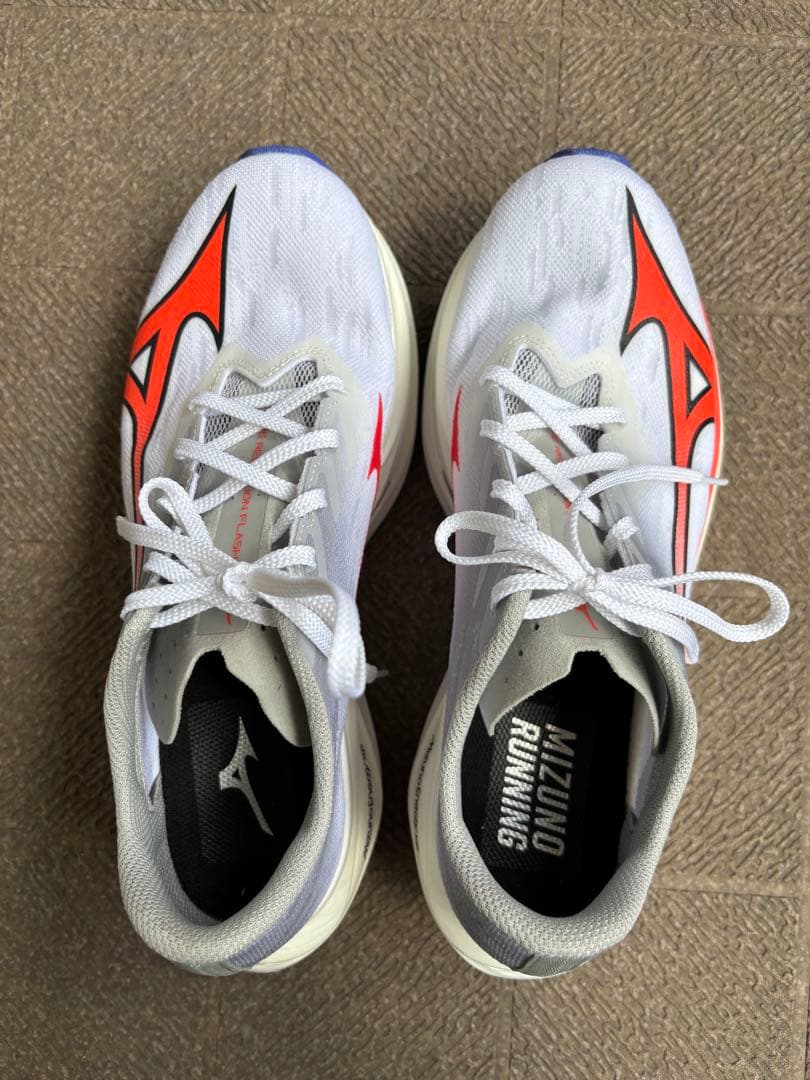 Mizuno ミズノ　ウェーブリベリオンフラッシュ3 26.5cm