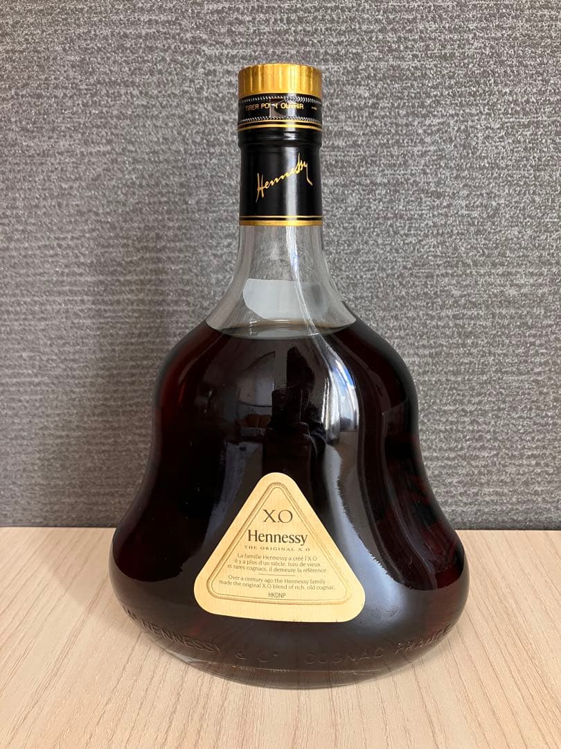 Hennessy XO（ヘネシー） 箱入り　金キャップ　700ml 　未開栓