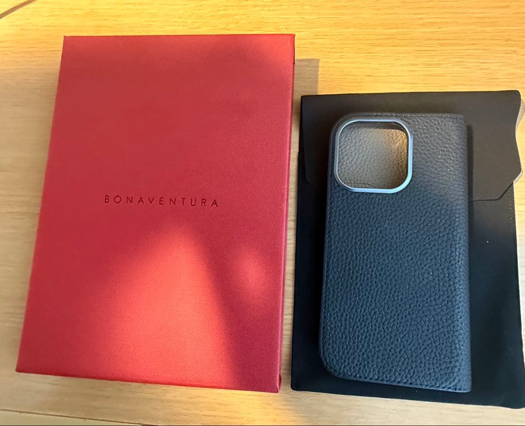 【美品】BONAVENTURA ボナベンチュラ　iPhoneケース　16Pro