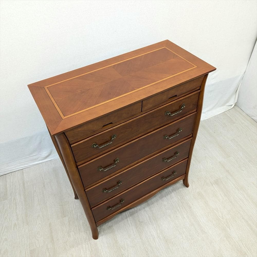 リビングチェスト　タンス　箪笥　チェスト　ハイチェスト　収納　整理　クラッシック