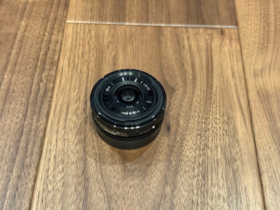SONY E 20mm F2.8 レンズ　ジャンク
