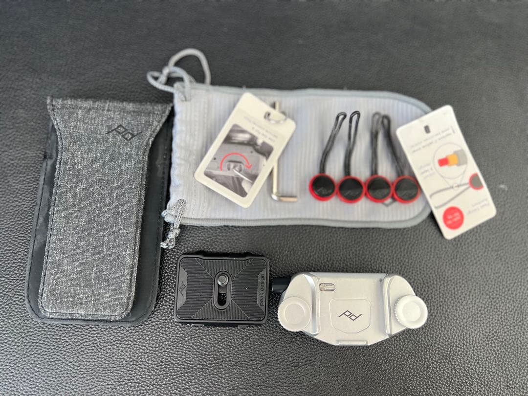 Peak Design ピークデザイン　キャプチャー＋デュアルプレートセット　銀