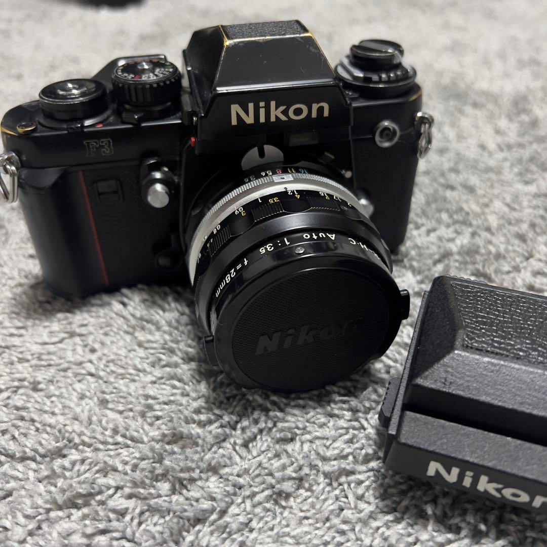 Nikon　F3 + 28mm F3.5 単焦点レンズ