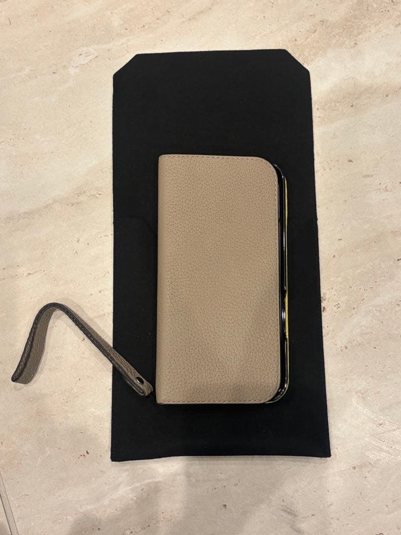 ボナベンチュラ　iPhone 16pro用