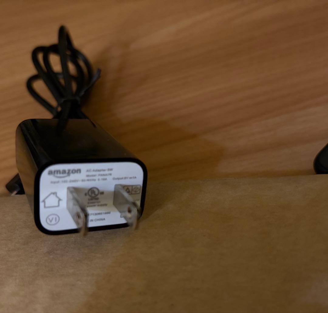 Kindle paperwhite 第10世代 32GB Wi-Fi 充電器付き