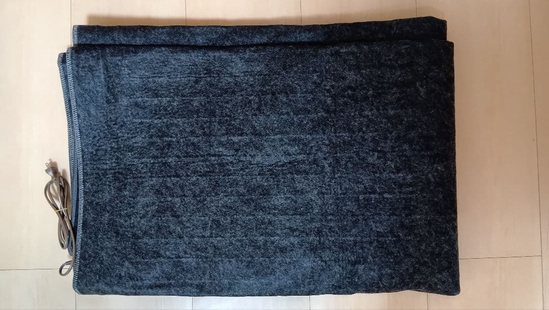 2023年製　パナソニック DC-3NK 3畳 電気カーペット