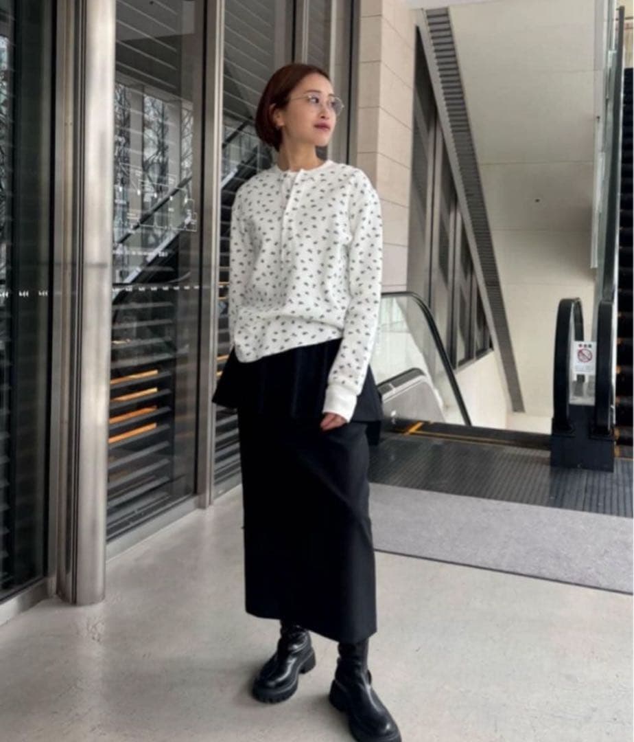 ＜LOEFF＞ブルーベリー サーマル ヘンリーネック カットソー 着用2度のみ