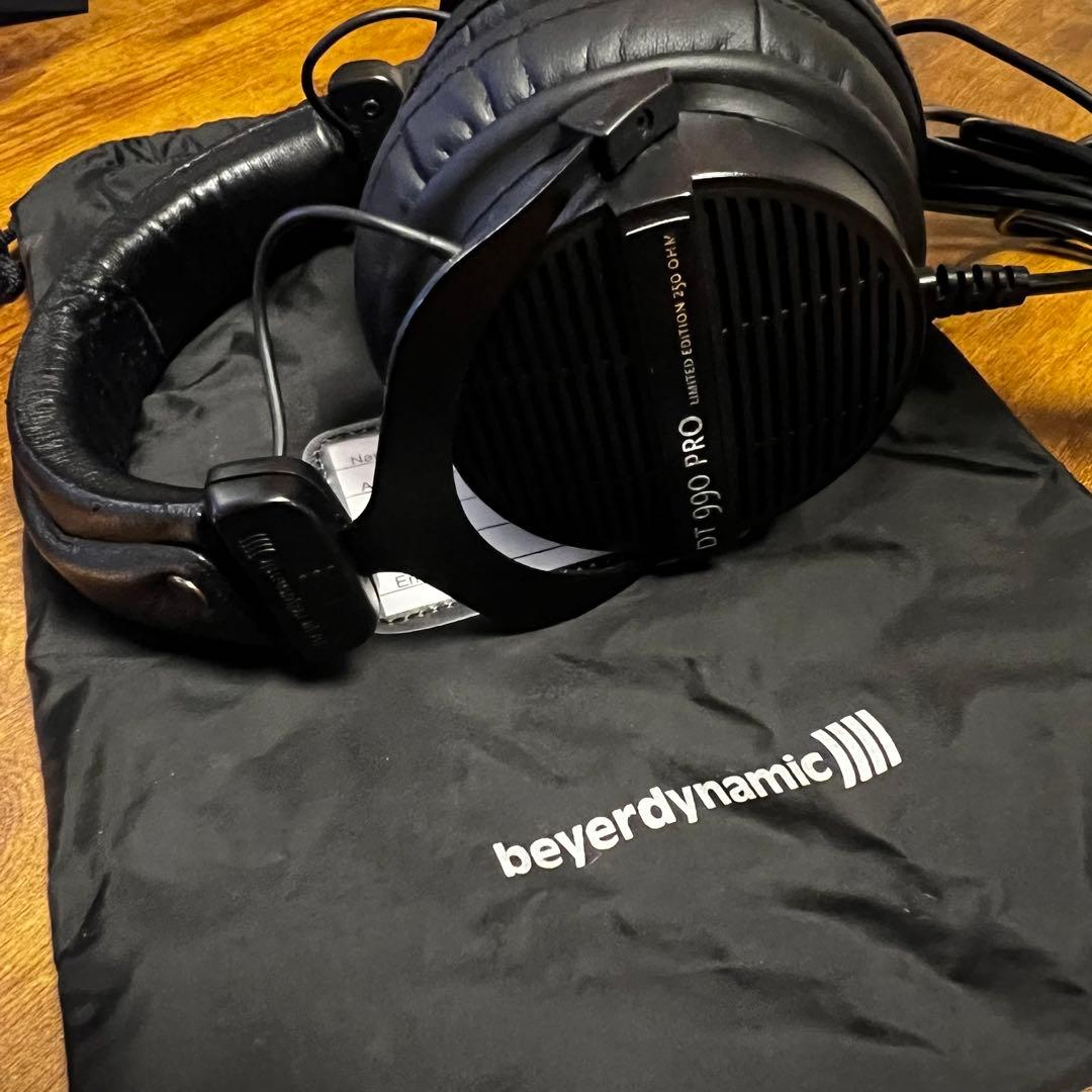 [タイムセール]beyerdynamic DT 990 PRO 限定版ヘッドホン