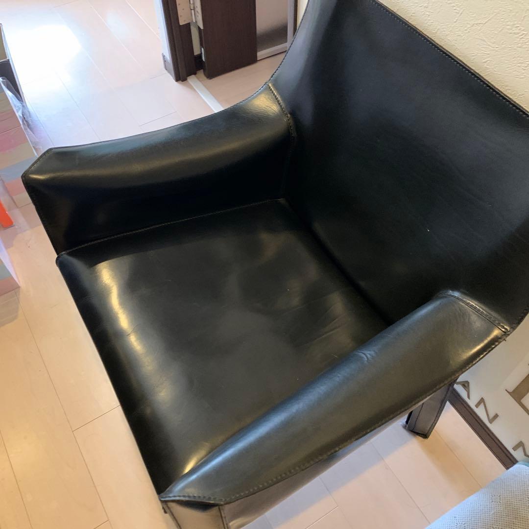 mat　ブラック アームチェア 合成皮革