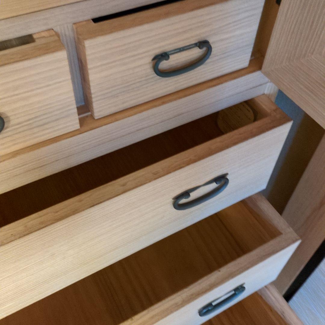 伝統工芸士　一級技能士　長谷川進之介作　 最高級工芸品 桐箪笥　着物