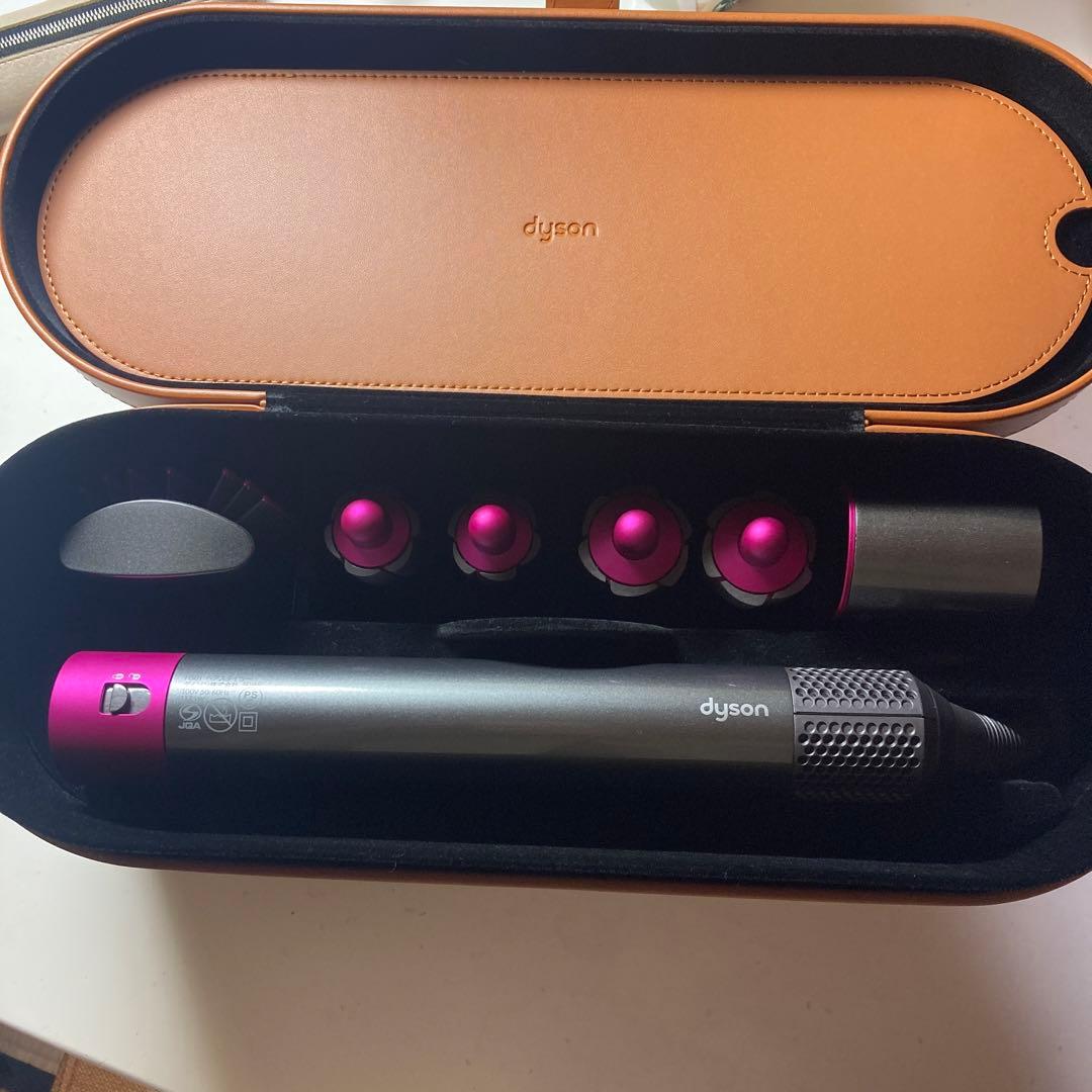 ヘアドライヤー dyson HS01 VNS FN