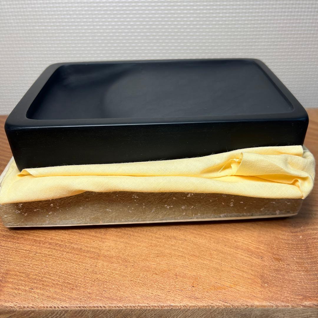 ⭕️LY r a⭕️新品美品　甲州銘石　雨畑　芳龍硯　芳龍閣鑑製　 小四六特殊