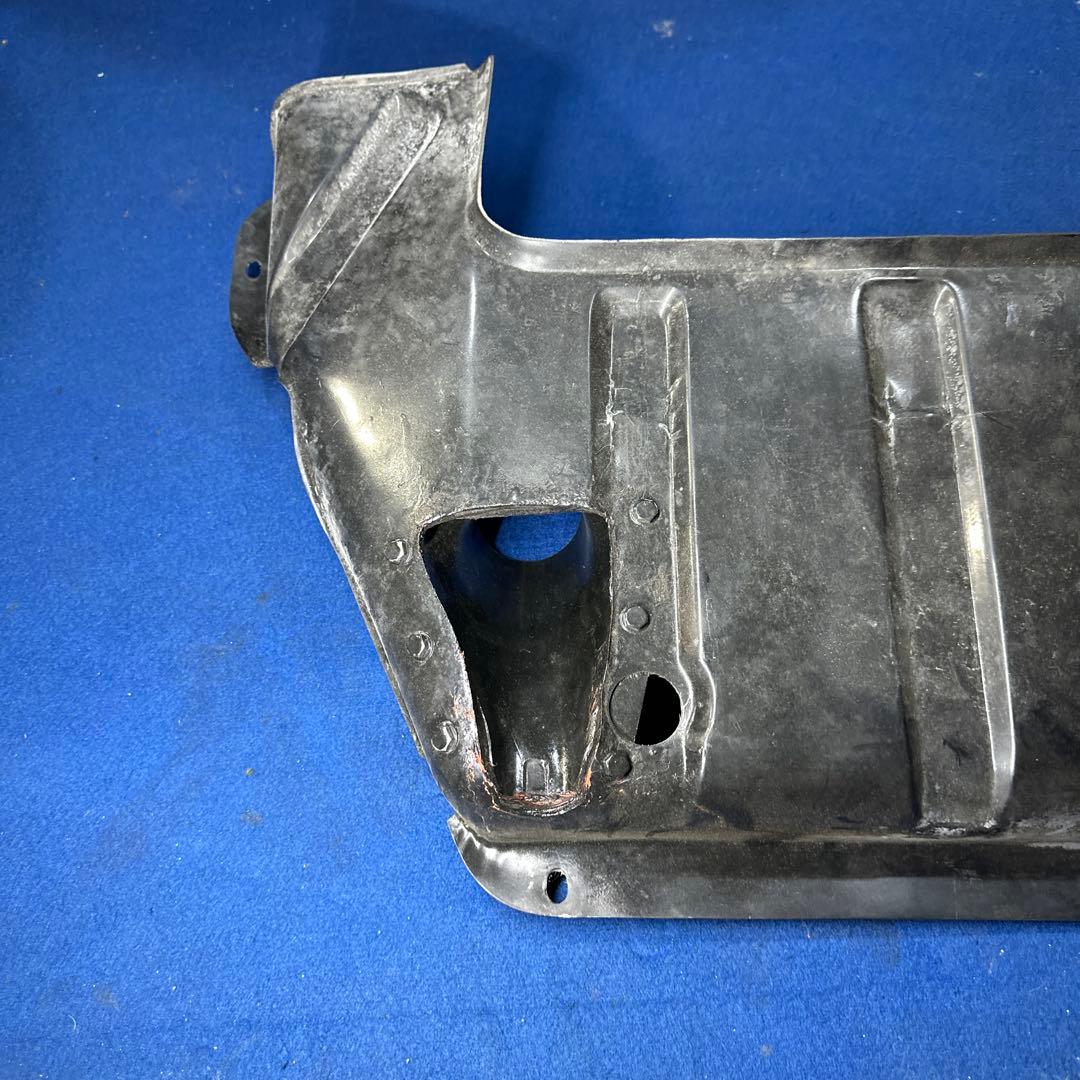 gc10 kgc10 ハコスカ用　エンジンアンダーカバー　FRP製