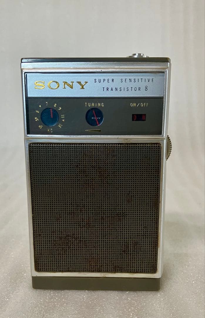 動作品　SONY TR-830ラジオ ケース付き ソニー