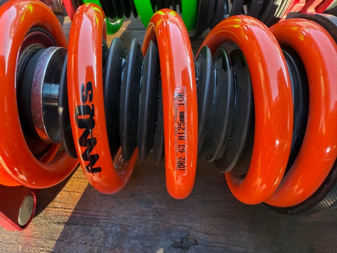 トヨタ86用 BLITZ ZZR車高調